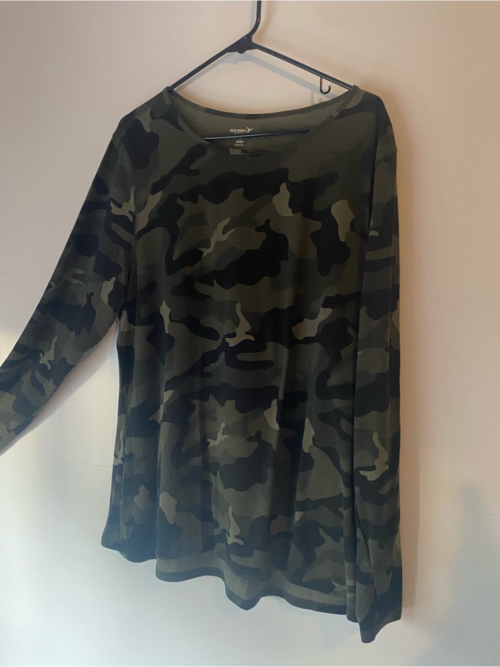 Old Navy Active Camo Tee - Olive & Black